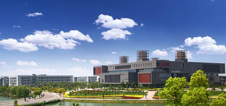 南京工程學(xué)院1.png