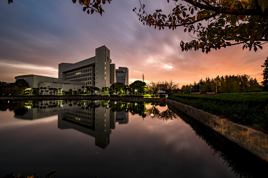 上海大學.jpg