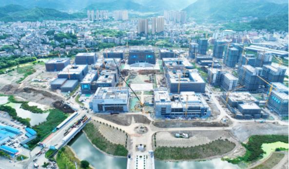 福耀科技大學(xué).jpg