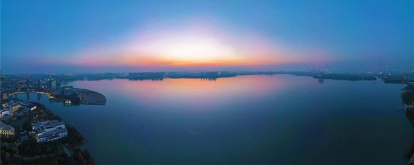 看！蘇州市職業(yè)大學(xué)好一抹晚霞！3_副本.jpg