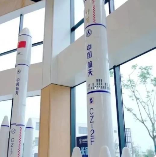 太牛了，南京這所高校送衛(wèi)星上天啦！7.jpg