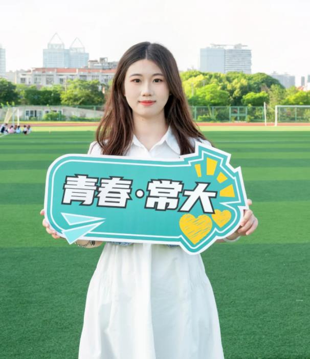 常州大學(xué)，生日快樂！11.jpg
