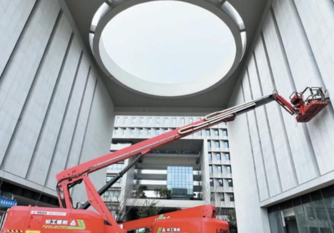 9億！C9高校，南下布局2.jpg