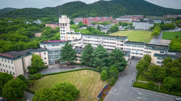 無錫太湖學(xué)院7.webp_副本.jpg