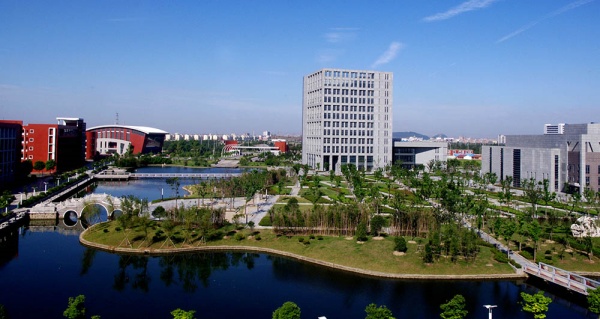 江蘇航運職業(yè)技術(shù)學(xué)院3_副本.jpg