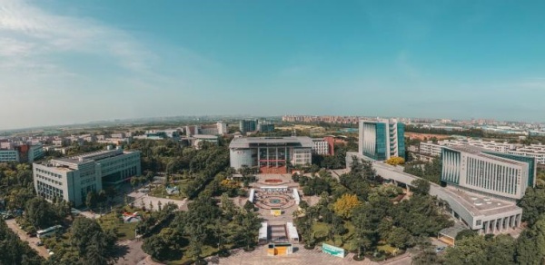 中國民用航空飛行學(xué)院_副本.jpg