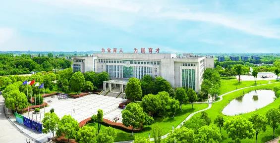 南京航空航天大學(xué)金城學(xué)院2025年飛行技術(shù)專業(yè)招生簡章.jpg