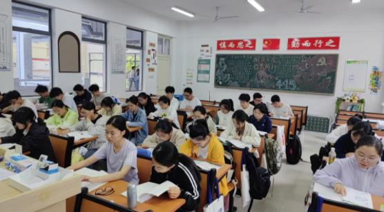 鹽城幼兒師范高等?？茖W校.jpg