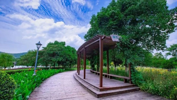 無(wú)錫商業(yè)職業(yè)技術(shù)學(xué)院：校園文化特色景點(diǎn)，點(diǎn)亮學(xué)府風(fēng)采8_副本.jpg