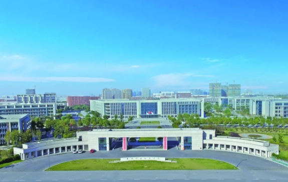 泰州職業(yè)技術(shù)學(xué)院2025年提前招生報考指南.png