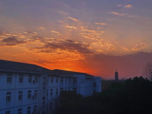 逐夢江海，解鎖你的大學(xué)新角色9.png