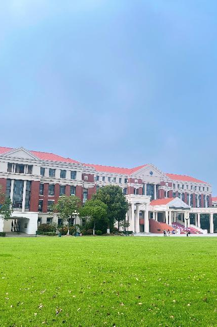 南傳校園2.png