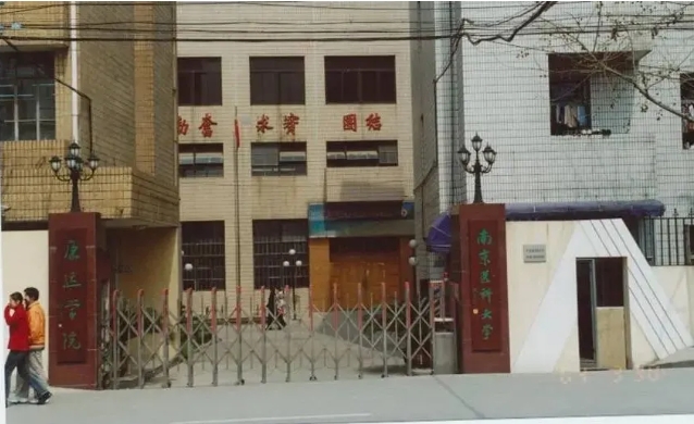 聽(tīng)說(shuō)DeepSeek，很懂康達(dá).png