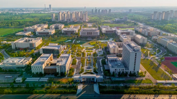 江蘇建筑職業(yè)技術學院新校區(qū)，正式啟用！_副本.jpg